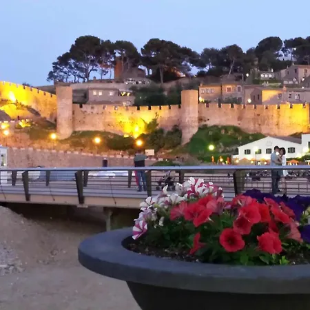 Apartamento Terrassa 2b Vistas Al Castillo Medieval De Tossa Wifi Gratis Lejlighed Tossa de Mar