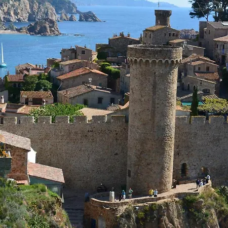 Apartamento Terrassa 2b Vistas Al Castillo Medieval De Tossa Wifi Gratis Lejlighed Tossa de Mar