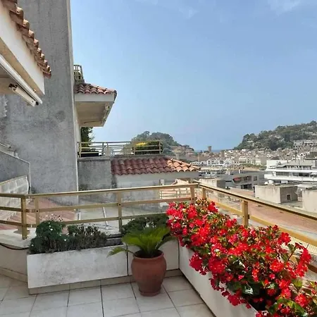 Apartamento Terrassa 2b Vistas Al Castillo Medieval De Tossa Wifi Gratis Tossa de Mar